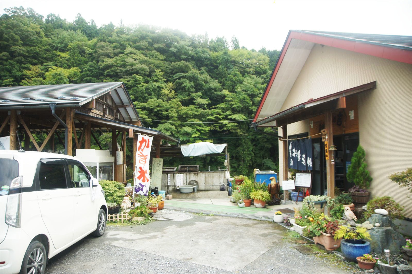 お食事処うめ吉。久慈川、店内。茨城奥久慈大子町