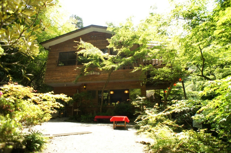 大子フードチャレンジ。月待の滝　もみじ苑。